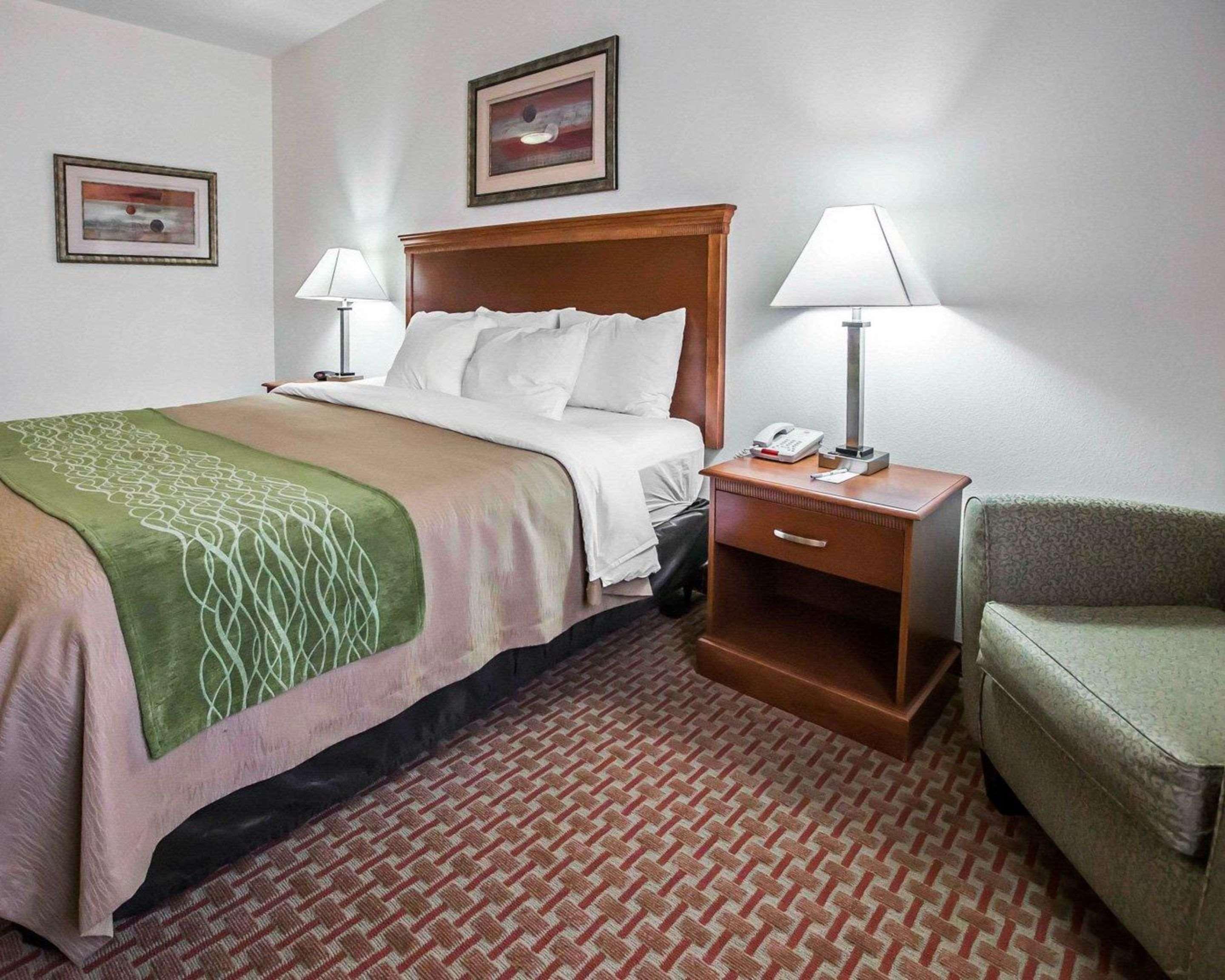 Comfort Inn Hebron-Lowell Area Dinwiddie Екстериор снимка
