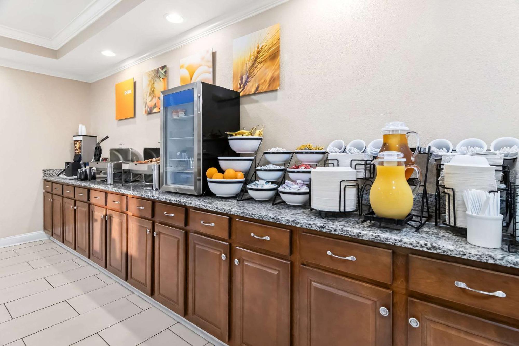 Comfort Inn Hebron-Lowell Area Dinwiddie Екстериор снимка