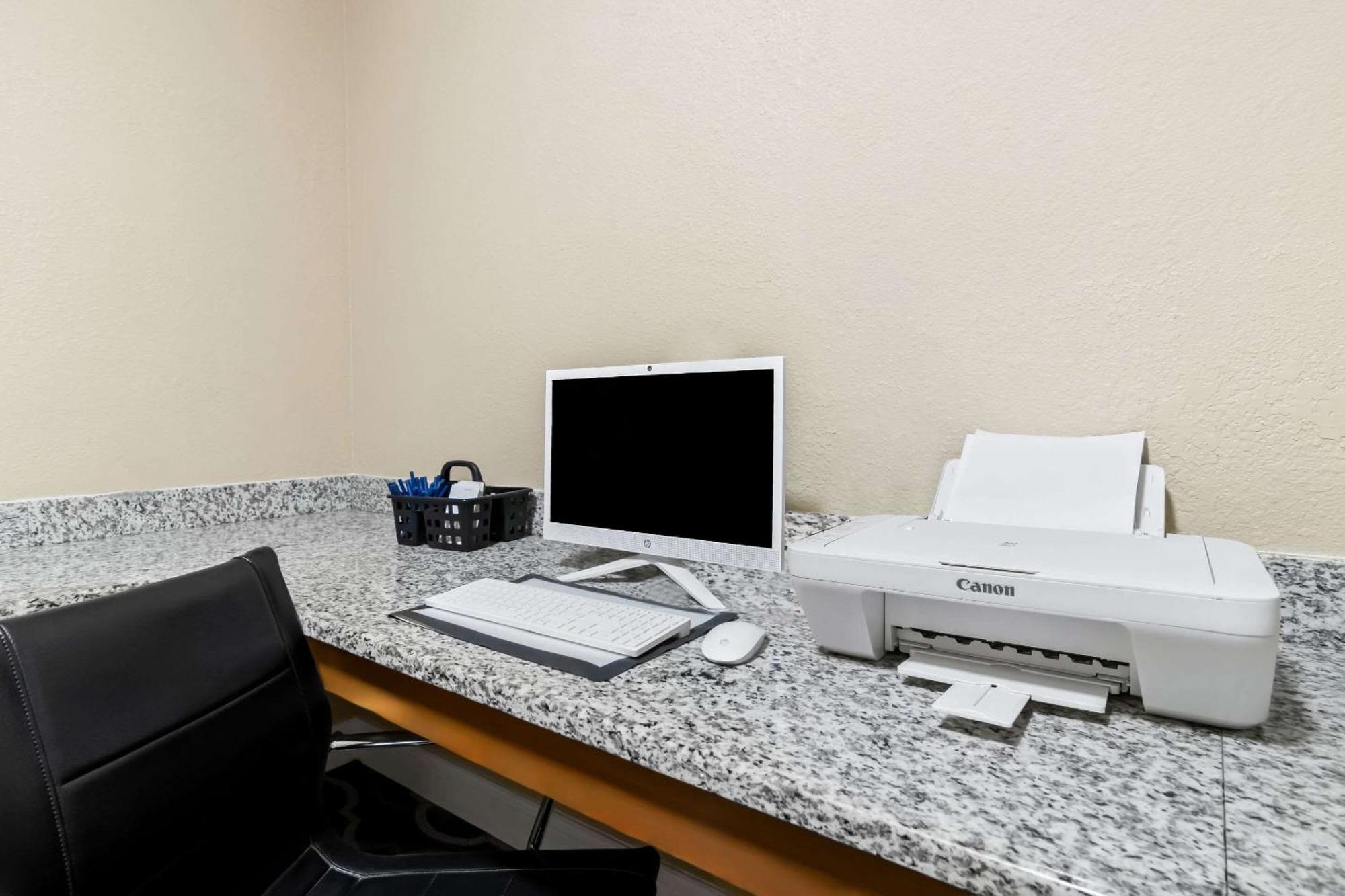 Comfort Inn Hebron-Lowell Area Dinwiddie Екстериор снимка