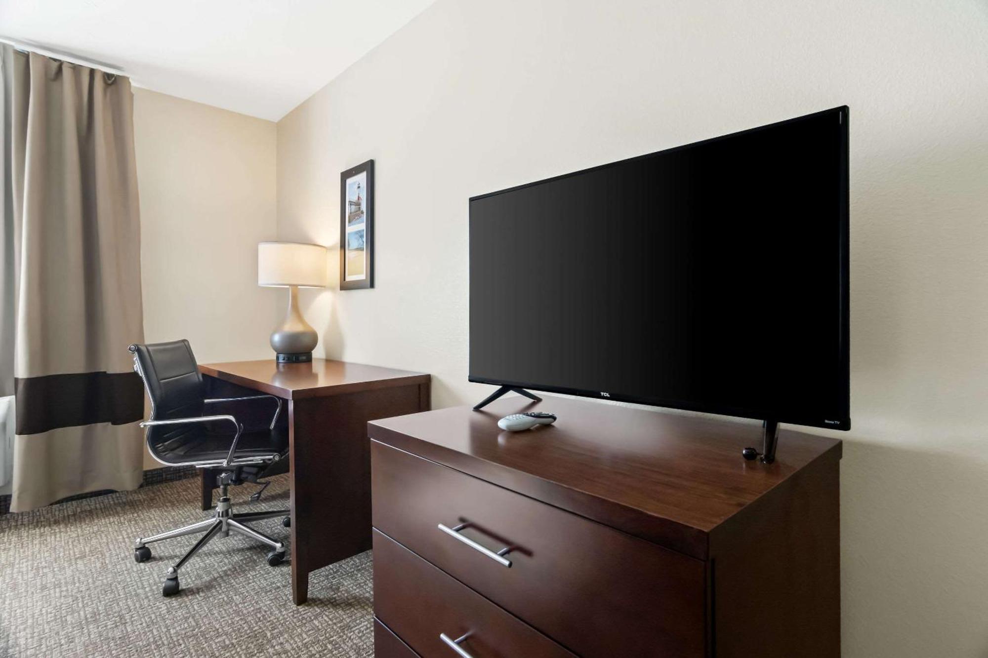 Comfort Inn Hebron-Lowell Area Dinwiddie Екстериор снимка