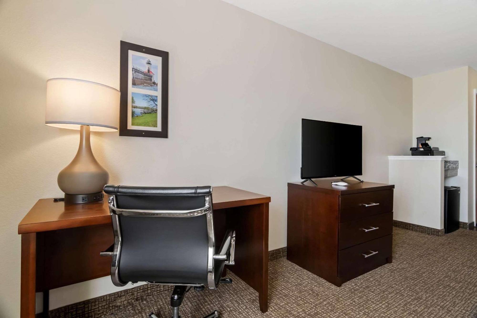 Comfort Inn Hebron-Lowell Area Dinwiddie Екстериор снимка